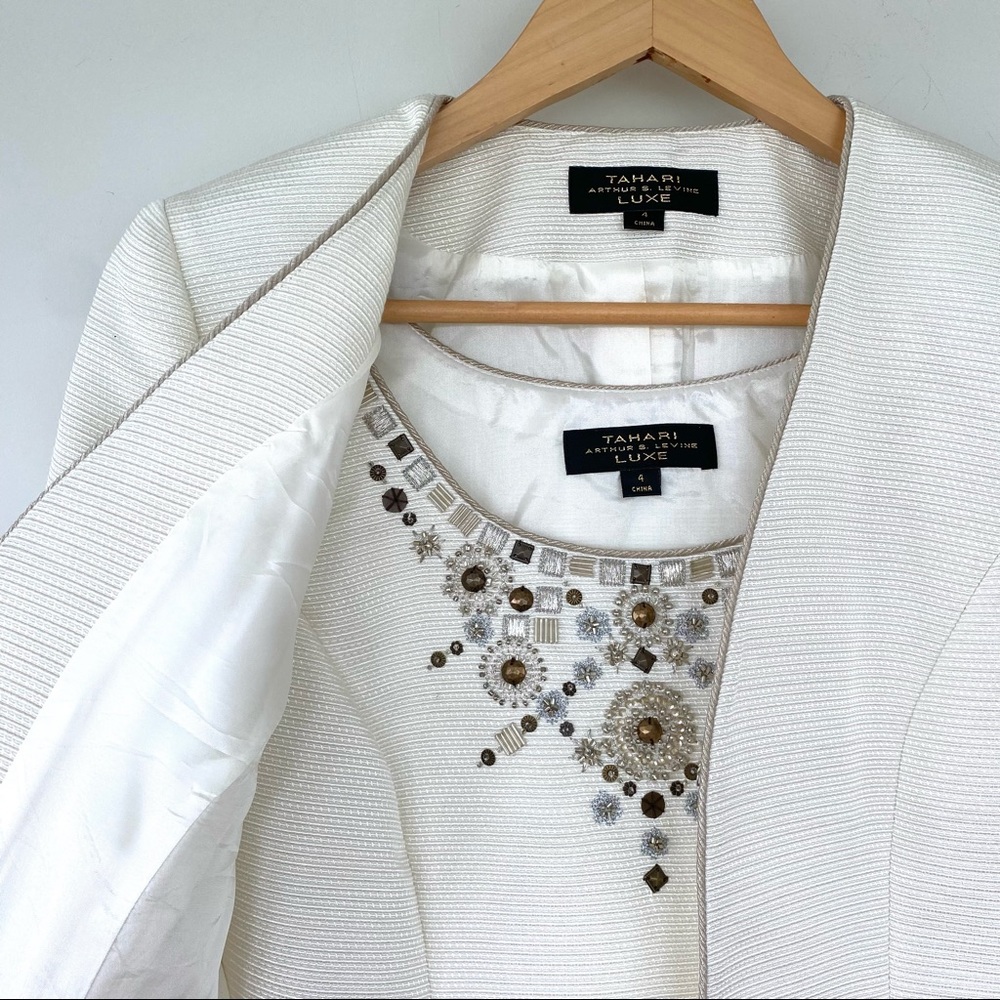 Tahari Luxe 3-piece suit, formal - NWT